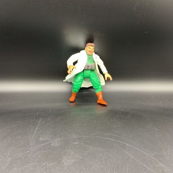 Other - VINTAGE 1999 Doctor‎ Octopus action figure Marvel Legends ToyBiz with coat
